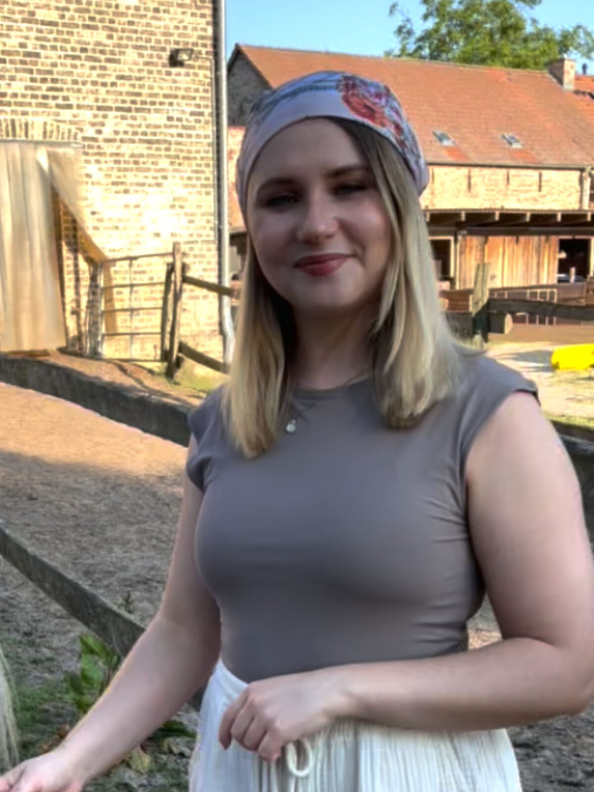 Luise&Kathi_Testis_JuliaWunsch